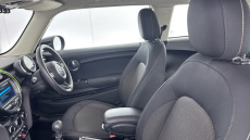 MINI Hatchback 1.5 Cooper Classic II 3dr [Comfort Pack] Petrol Hatchback